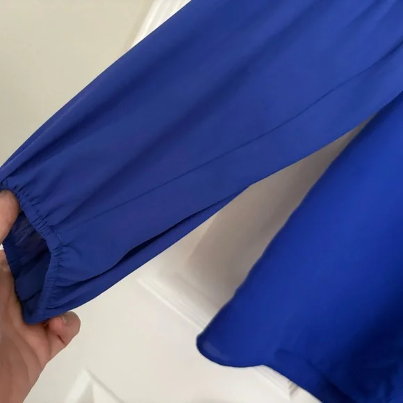 Lilly PulitzerWomen's Blue Button-Up Blouse, size medium - Picture 4 of 8